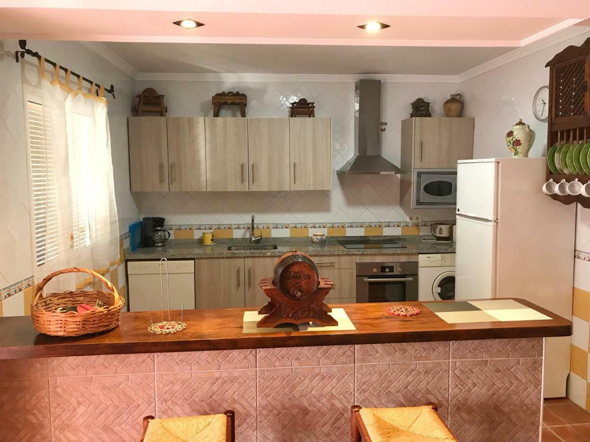 Villa Las Mercedes Нерха Екстериор снимка