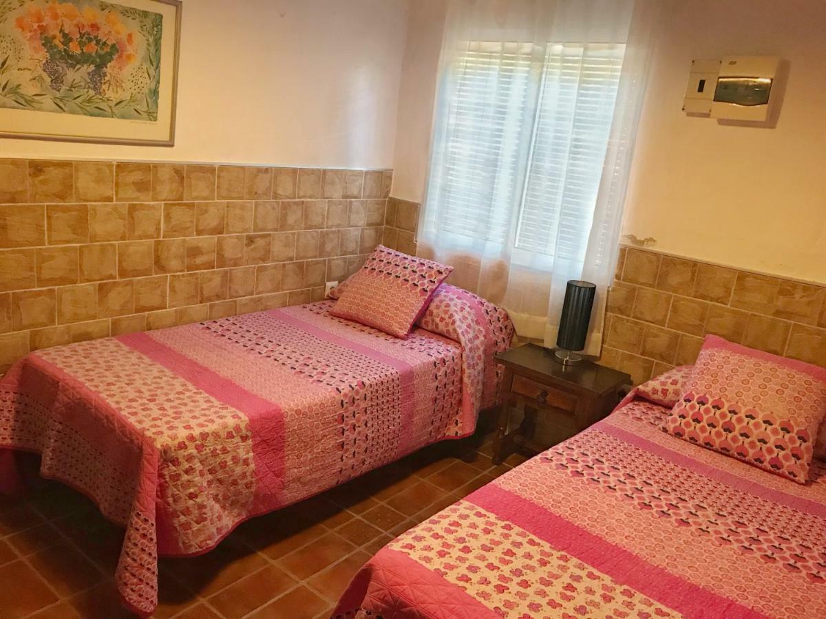 Villa Las Mercedes Нерха Екстериор снимка